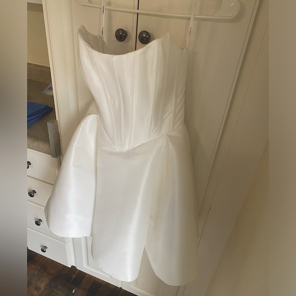 Bridal Mini - by Watters -Reception Dress - Picture 13 of 15
